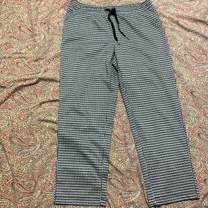 Black and white pants